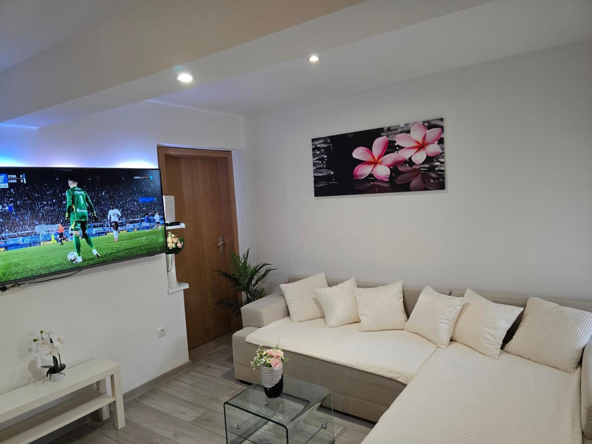Apartment Blanca With Jacuzzi,Terase And Private Parking Kaštela Kültér fotó